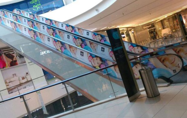 Escalator Branding – Marina Mall DSS Promotion