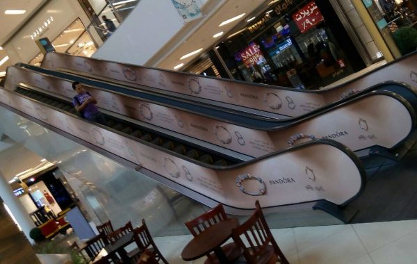 Pandora Campaign in Dubai Marina Mall